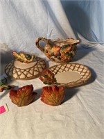 Seven pc. Thanksgiving set