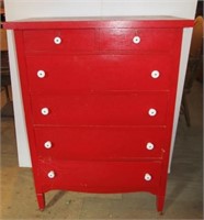 Chest of drawers with 6 drawers. Measures 45" h x