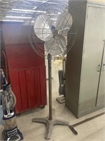 Vintage Robert’s & myers 6ft t fan