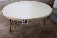 Round Folding Table (BUYER RESPONSIBLE FOR