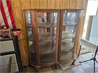 Double door curio cabinet