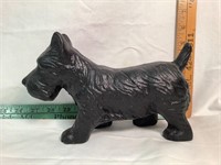 Cast iron Scottish terrier