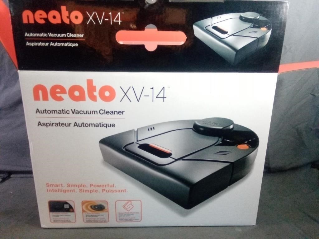 neato 14 Automatic Vacuum Cleaner in Original Box