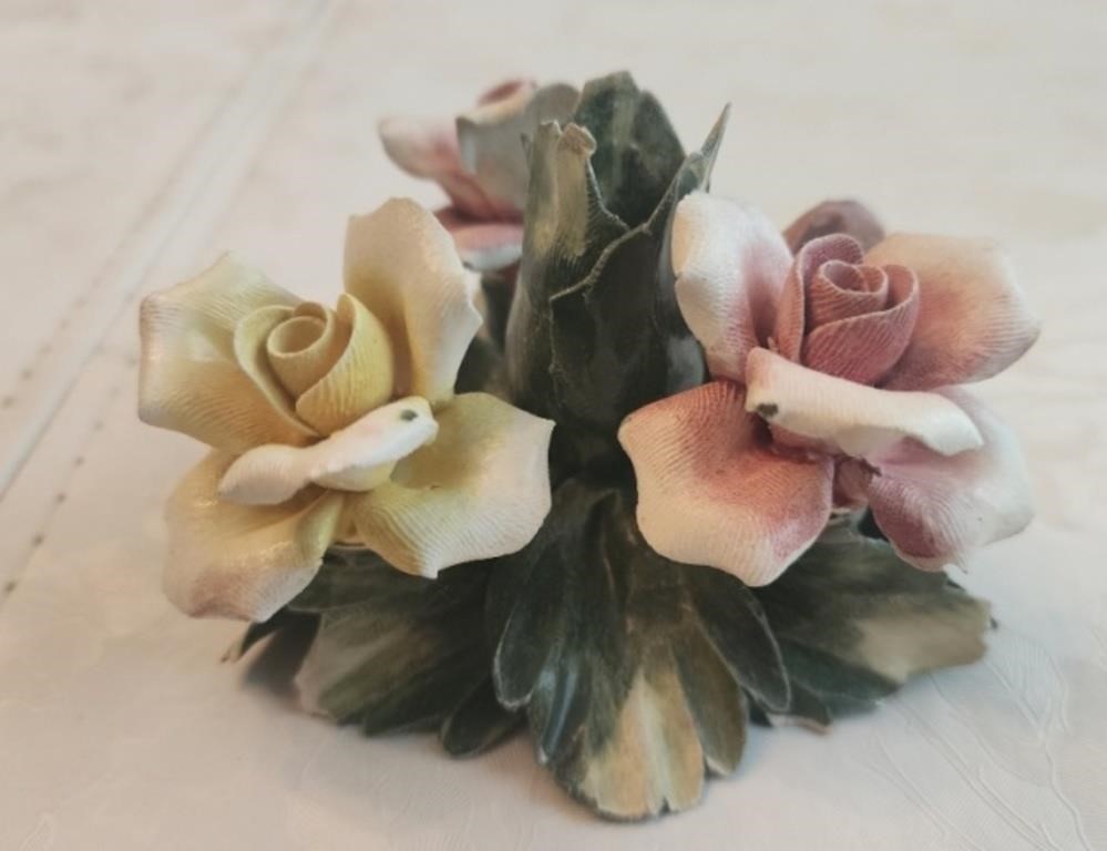 Gorgeous hand made flower candle holder