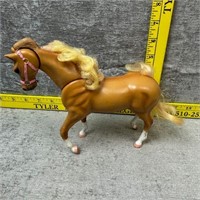 1996 Grand Champion Horse Collectable Toy Horse