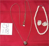 E - COSTUME JEWELRY NECKLACES & EARRINGS (CN118)