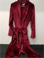 Size medium Daydreams robe