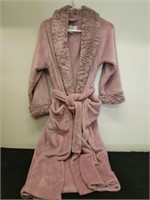 Size medium Carol Hochman robe