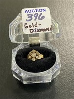 10 or 14K Ladies Ring w/ Diamonds-Size 7 1/2