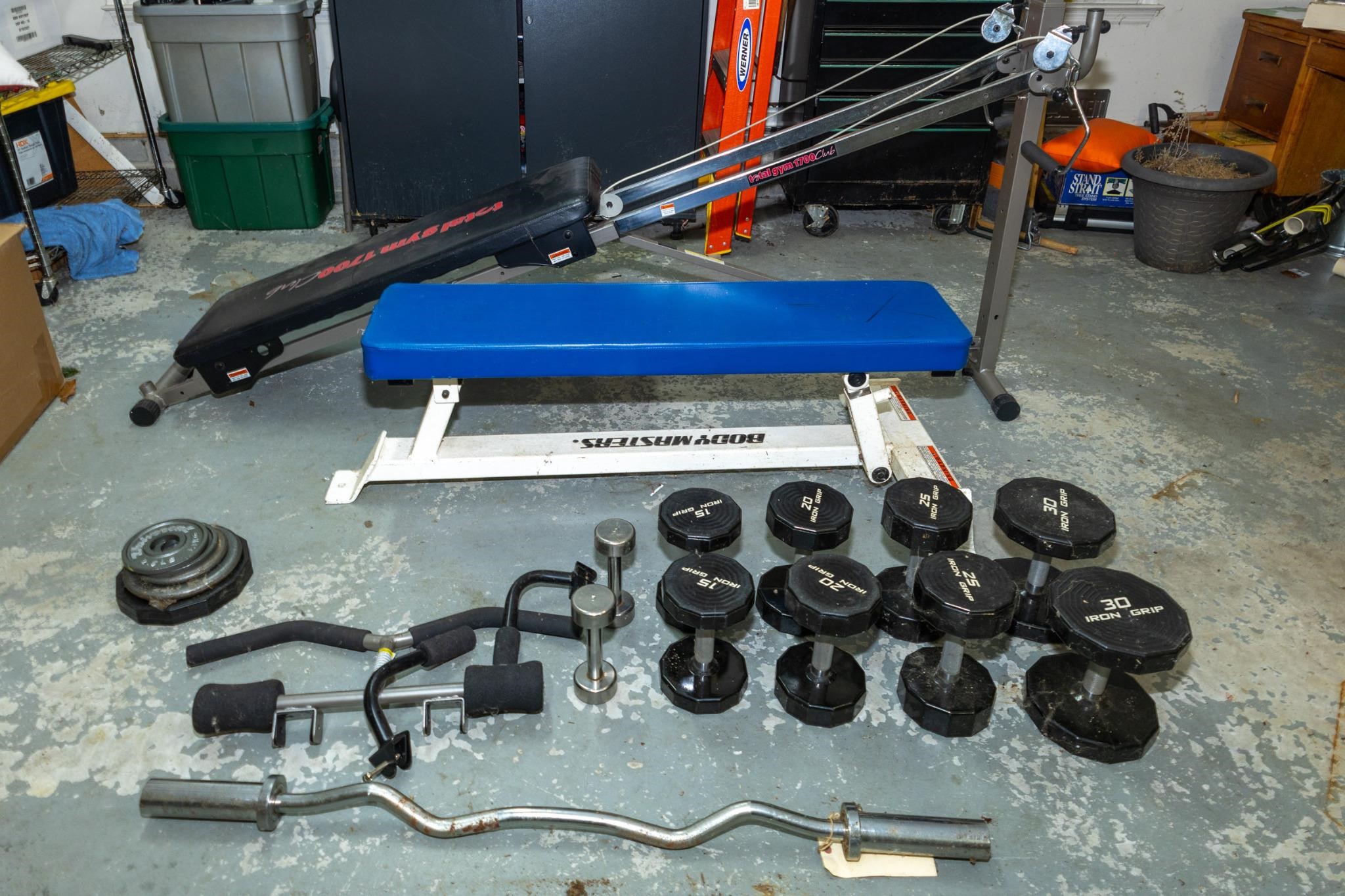 BodyMaster weight bench and accesories