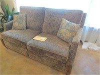 Norwalk Furniture 2 cushion power recliner sofa