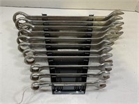11 PC. STANDARD WRENCH SET WITH HOLDER