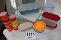 Tupperware Containers(R1)