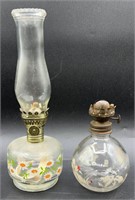 Small VTG Kerosene Lamp W/ Daisy Design &