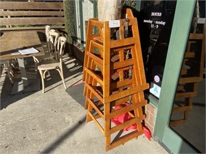 LOT - (4) WOODEN HIGH CHAIRS - DIRTY