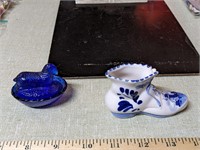 VTG Miniature Nesting Hen & Hand Painted Shoe