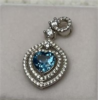 Natural swiss blue topaz in 925silver pendent