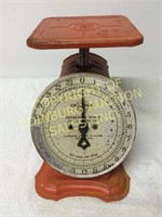 VINTAGE "HOUSEHOLD" SCALE