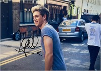 Autograph COA Niall Horan Photo