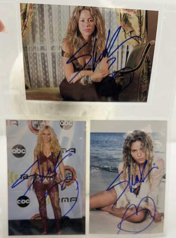 Shakirah autographed photos