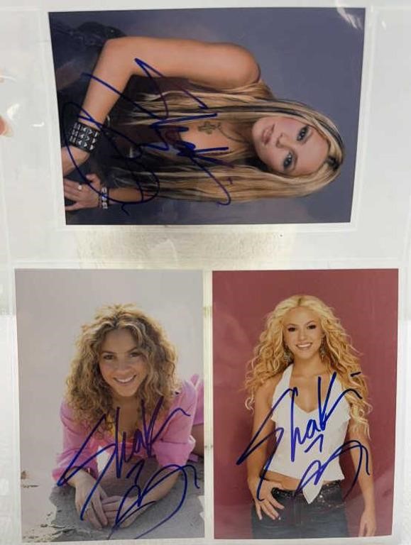 Shakirah autographed photos