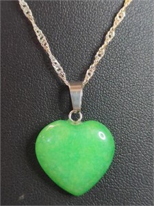 17-In stainless steel necklace with heart Jade