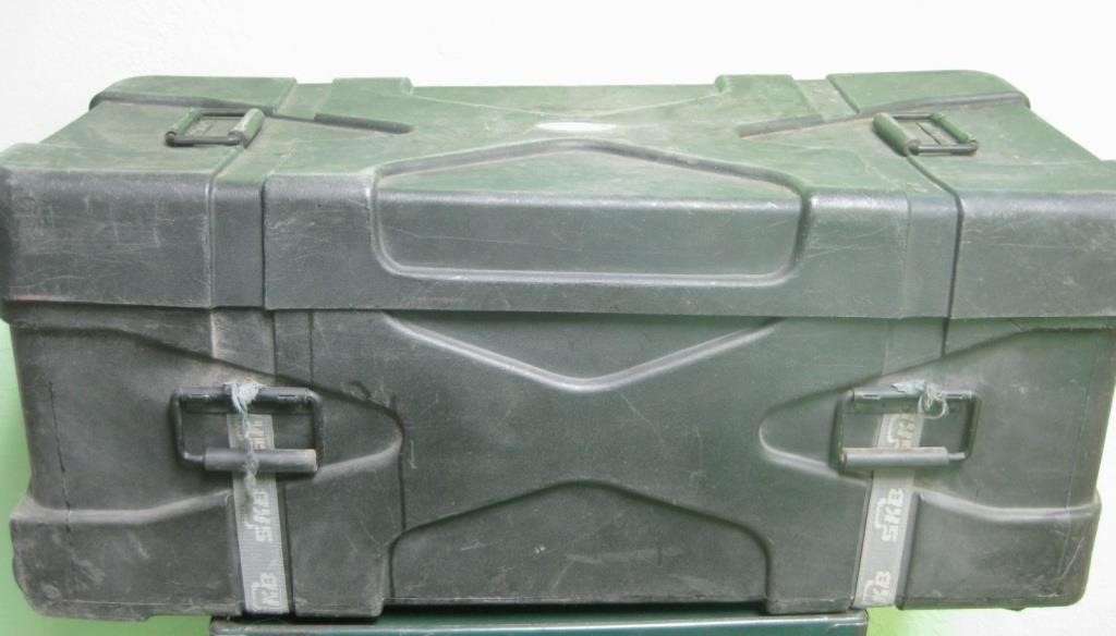 39 X 18 X 16 SKB Molded Utility Case With Wheels