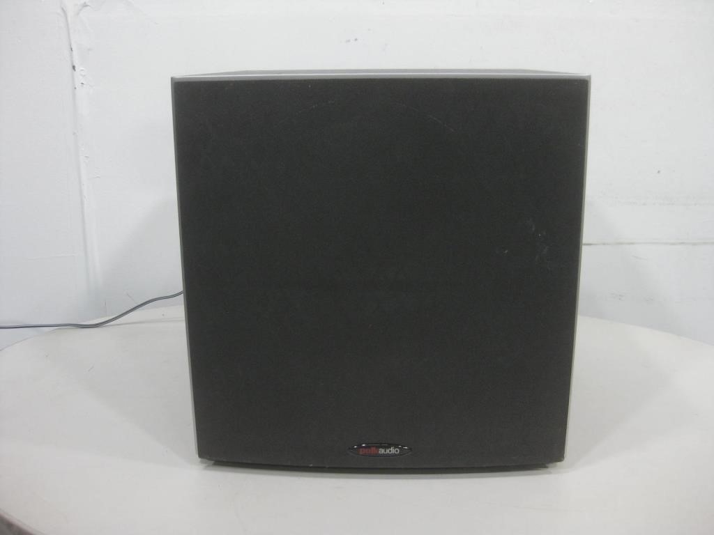 15.5"x 14"x 14.5" Polk Audio Speaker Powers On