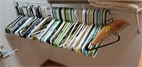 Clothes hangers, tie or belt organizer