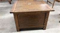 VINTAGE OAK COMMODE