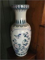 Huge Chinese porcelain vase 27" tall