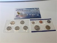 2001 P mint set w/ state quarters & Sac dollar