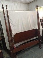 Queen Size Cherry Poster Bed reeded post,