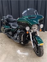 2015 HARLEY DAVIDSON ULTRA LIMITED 2,200 MILES