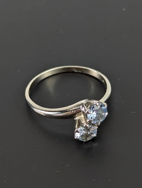 10K White Gold 1 Carat Topaz Ring - Sz 7