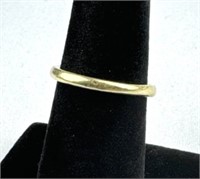 10K Yellow Gold Thin Band Ring