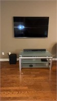 Samsung TV & Entertainment Stand w/ Components