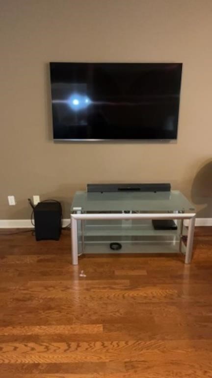 Samsung TV & Entertainment Stand w/ Components