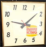 VINTAGE LIGHTED BURGER KING ELECTRIC WALL CLOCK