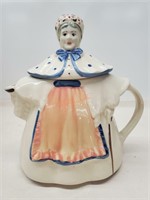 Granny Anne Tea Pot