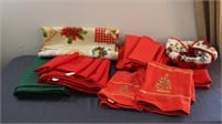 Tablecloths, 2 red with matching napkins, green