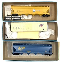 (3) Athearn, Bev-Bel and RailRunner HO Scale Cars