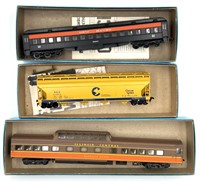 (3) Athearn Bev-Bel and IHC HO Scale Train Cars