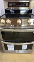 7.3 cu ft Lg Electric True Double Oven Range