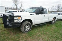 '00 Ford F250 White