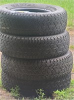 4 Goodyear Wrangler P235-75R-15 Tires