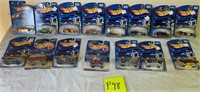 R - LARGE LOT OF HOT WHEELS CARS (P48)