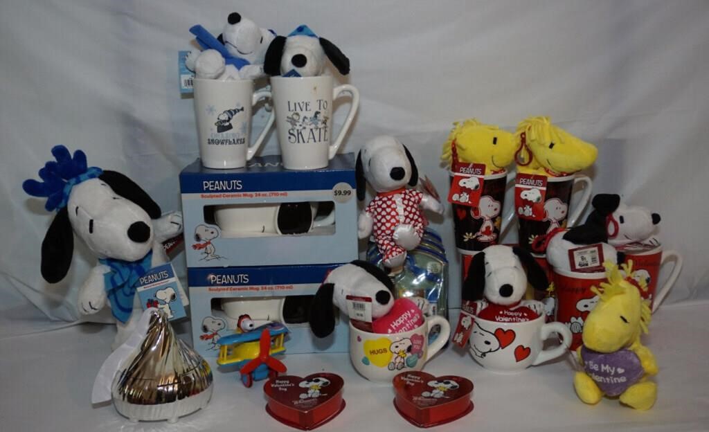 Vintage Snoopy Collectibles