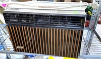 6000 Window Air Conditioner 115 V. Works