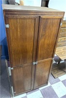 Vintage cabinet/wardrobe